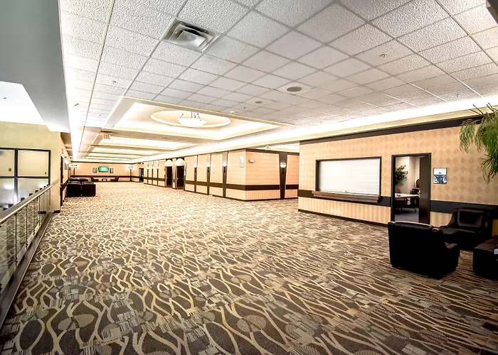 Canad Inns Destination Centre Club Regent CasinoCasino Hotel